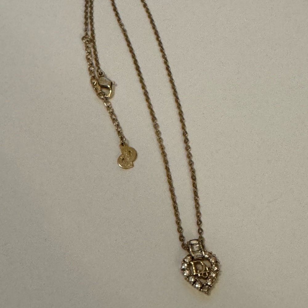 Christian Dior Crystal heart necklace - Picture 3 of 3